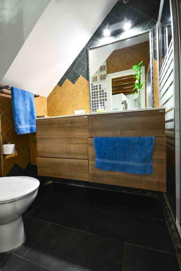 Casa Alfalfa 2 Dormitorios Terraza Y Solarium Privado Sevilla Eksteriør bilde
